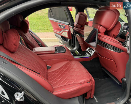 Черный Мерседес С Класс, объемом двигателя 3.98 л и пробегом 46 тыс. км за 149900 $, фото 57 на Automoto.ua