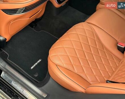 Черный Мерседес С Класс, объемом двигателя 3.98 л и пробегом 44 тыс. км за 139900 $, фото 49 на Automoto.ua