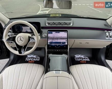 Черный Мерседес С Класс, объемом двигателя 3 л и пробегом 37 тыс. км за 120000 $, фото 63 на Automoto.ua