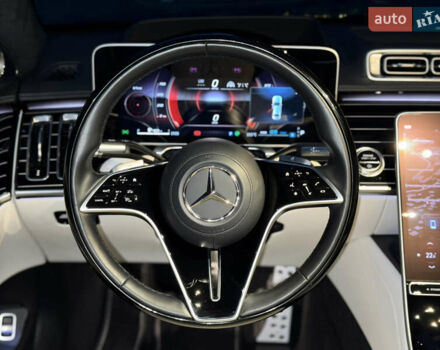 Черный Мерседес С Класс, объемом двигателя 3.98 л и пробегом 23 тыс. км за 185000 $, фото 21 на Automoto.ua