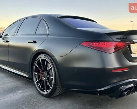 Черный Мерседес С Класс, объемом двигателя 3.98 л и пробегом 25 тыс. км за 180000 $, фото 33 на Automoto.ua