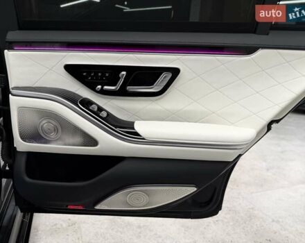 Черный Мерседес С Класс, объемом двигателя 3.98 л и пробегом 23 тыс. км за 179800 $, фото 67 на Automoto.ua