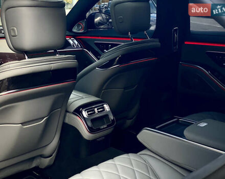 Чорний Мерседес С Клас, об'ємом двигуна 3.98 л та пробігом 62 тис. км за 97990 $, фото 26 на Automoto.ua