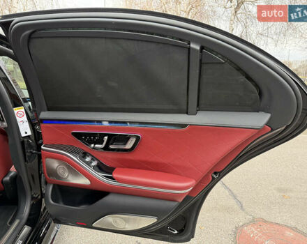 Черный Мерседес С Класс, объемом двигателя 3.98 л и пробегом 46 тыс. км за 149900 $, фото 53 на Automoto.ua