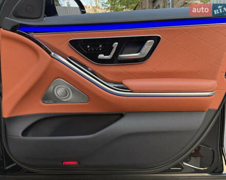 Черный Мерседес С Класс, объемом двигателя 3 л и пробегом 9 тыс. км за 145000 $, фото 59 на Automoto.ua