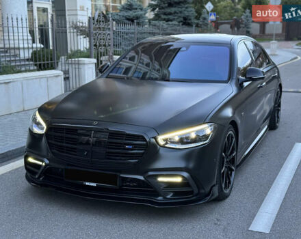 Черный Мерседес С Класс, объемом двигателя 3.98 л и пробегом 23 тыс. км за 185000 $, фото 48 на Automoto.ua