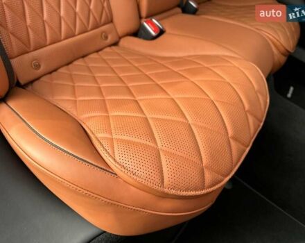 Черный Мерседес С Класс, объемом двигателя 3.98 л и пробегом 44 тыс. км за 139900 $, фото 84 на Automoto.ua