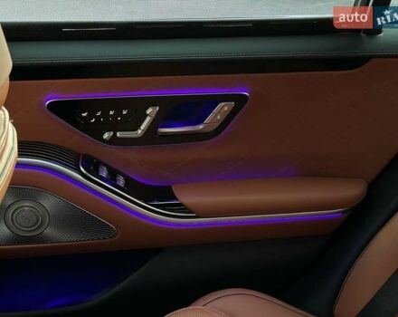 Черный Мерседес С Класс, объемом двигателя 3.98 л и пробегом 44 тыс. км за 139900 $, фото 92 на Automoto.ua