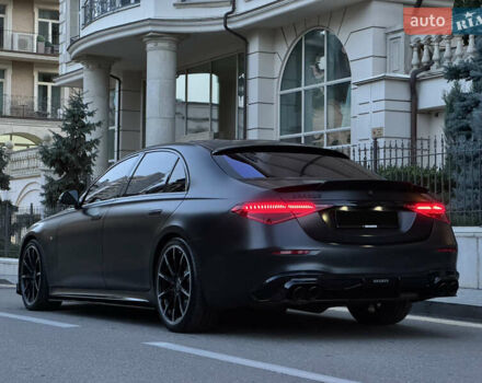 Черный Мерседес С Класс, объемом двигателя 3.98 л и пробегом 23 тыс. км за 177000 $, фото 54 на Automoto.ua