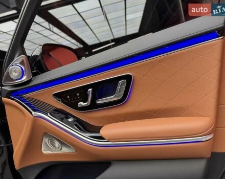 Черный Мерседес С Класс, объемом двигателя 4 л и пробегом 117 тыс. км за 113900 $, фото 58 на Automoto.ua