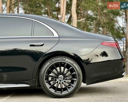 Черный Мерседес С Класс, объемом двигателя 3.98 л и пробегом 44 тыс. км за 139900 $, фото 22 на Automoto.ua