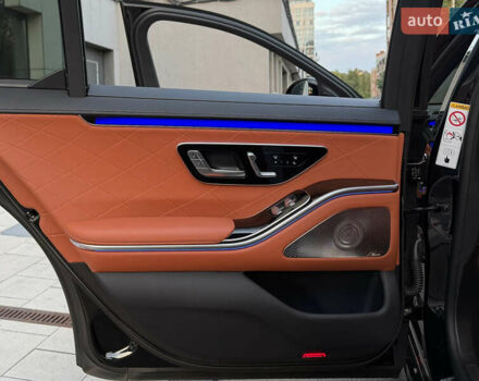 Черный Мерседес С Класс, объемом двигателя 3 л и пробегом 9 тыс. км за 145000 $, фото 63 на Automoto.ua