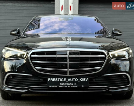 Черный Мерседес С Класс, объемом двигателя 3 л и пробегом 9 тыс. км за 145000 $, фото 6 на Automoto.ua