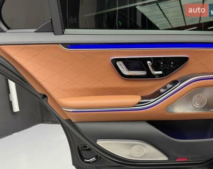 Черный Мерседес С Класс, объемом двигателя 4 л и пробегом 117 тыс. км за 113900 $, фото 39 на Automoto.ua