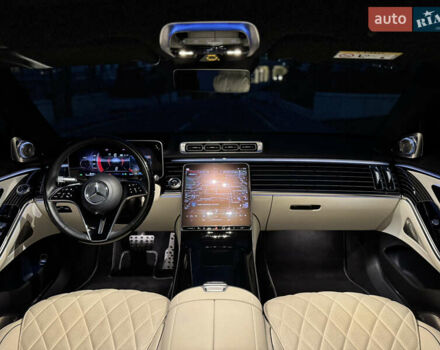 Черный Мерседес С Класс, объемом двигателя 3.98 л и пробегом 23 тыс. км за 177000 $, фото 65 на Automoto.ua