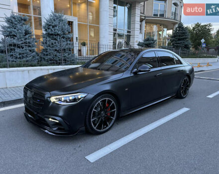 Черный Мерседес С Класс, объемом двигателя 3.98 л и пробегом 23 тыс. км за 177000 $, фото 1 на Automoto.ua