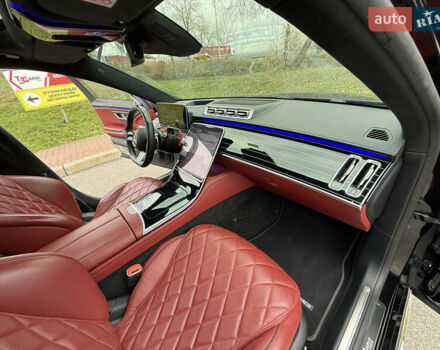 Черный Мерседес С Класс, объемом двигателя 3.98 л и пробегом 46 тыс. км за 149900 $, фото 51 на Automoto.ua