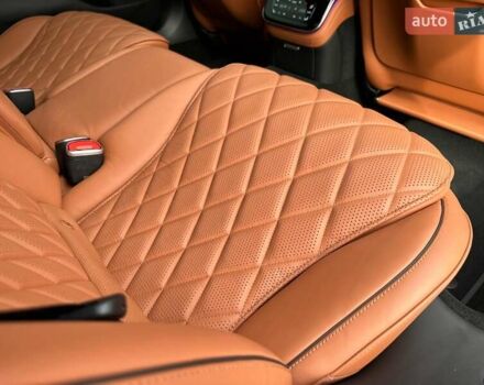 Черный Мерседес С Класс, объемом двигателя 3.98 л и пробегом 44 тыс. км за 139900 $, фото 87 на Automoto.ua