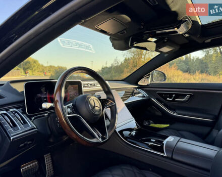 Черный Мерседес С Класс, объемом двигателя 3 л и пробегом 55 тыс. км за 150000 $, фото 63 на Automoto.ua