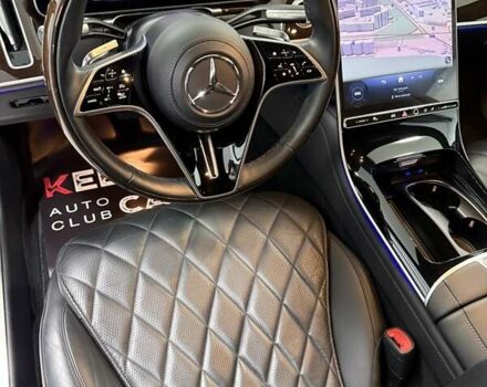 Черный Мерседес С Класс, объемом двигателя 3.98 л и пробегом 22 тыс. км за 125000 $, фото 19 на Automoto.ua