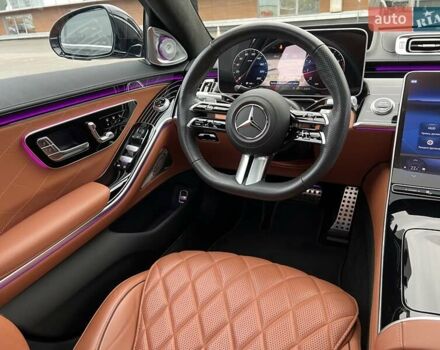 Чорний Мерседес С Клас, об'ємом двигуна 3.98 л та пробігом 18 тис. км за 165000 $, фото 17 на Automoto.ua