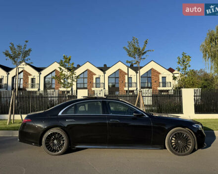 Черный Мерседес С Класс, объемом двигателя 3 л и пробегом 55 тыс. км за 150000 $, фото 40 на Automoto.ua