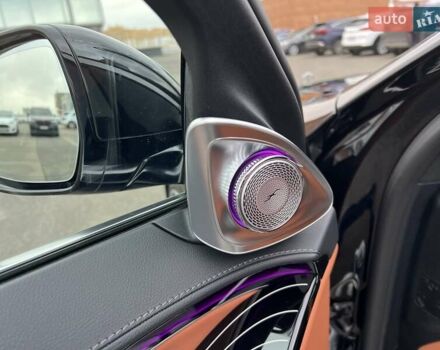Чорний Мерседес С Клас, об'ємом двигуна 3.98 л та пробігом 18 тис. км за 165000 $, фото 20 на Automoto.ua