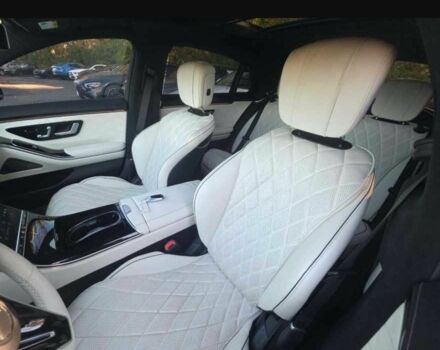 Черный Мерседес С Класс, объемом двигателя 0 л и пробегом 23 тыс. км за 108000 $, фото 8 на Automoto.ua