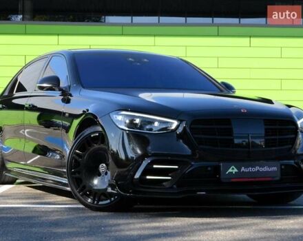 Черный Мерседес С Класс, объемом двигателя 3 л и пробегом 52 тыс. км за 129999 $, фото 1 на Automoto.ua