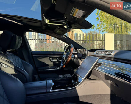 Черный Мерседес С Класс, объемом двигателя 3 л и пробегом 55 тыс. км за 150000 $, фото 31 на Automoto.ua