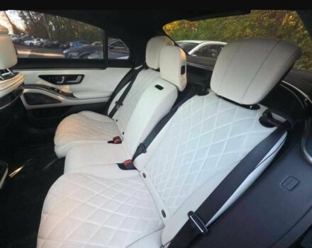 Черный Мерседес С Класс, объемом двигателя 0 л и пробегом 23 тыс. км за 108000 $, фото 7 на Automoto.ua