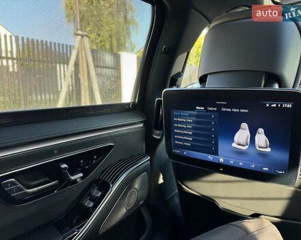 Черный Мерседес С Класс, объемом двигателя 3 л и пробегом 55 тыс. км за 150000 $, фото 26 на Automoto.ua