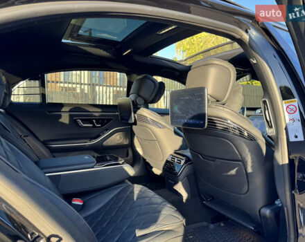 Черный Мерседес С Класс, объемом двигателя 3 л и пробегом 55 тыс. км за 150000 $, фото 50 на Automoto.ua