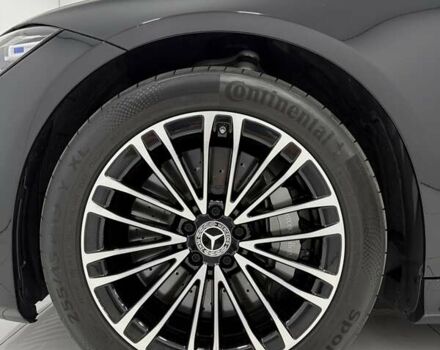 Черный Мерседес С Класс, объемом двигателя 3.98 л и пробегом 22 тыс. км за 125000 $, фото 18 на Automoto.ua