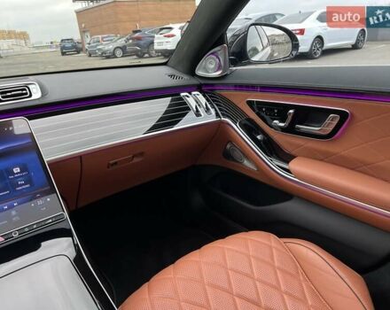 Чорний Мерседес С Клас, об'ємом двигуна 3.98 л та пробігом 18 тис. км за 165000 $, фото 26 на Automoto.ua