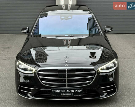 Чорний Мерседес С Клас, об'ємом двигуна 2.99 л та пробігом 17 тис. км за 180000 $, фото 5 на Automoto.ua