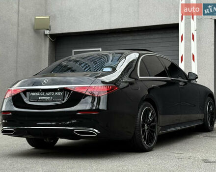 Чорний Мерседес С Клас, об'ємом двигуна 2.99 л та пробігом 17 тис. км за 180000 $, фото 21 на Automoto.ua
