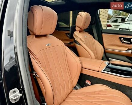 Черный Мерседес С Класс, объемом двигателя 3.98 л и пробегом 1 тыс. км за 330000 $, фото 22 на Automoto.ua