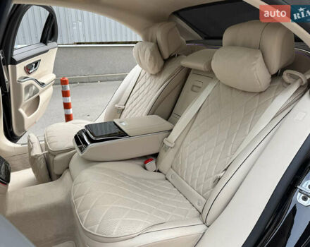 Черный Мерседес С Класс, объемом двигателя 3.98 л и пробегом 46 тыс. км за 178000 $, фото 50 на Automoto.ua