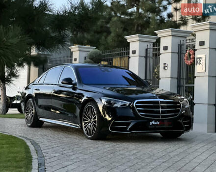 Черный Мерседес С Класс, объемом двигателя 3.98 л и пробегом 7 тыс. км за 229000 $, фото 22 на Automoto.ua