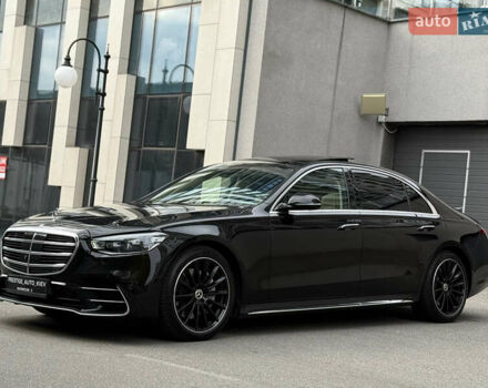 Черный Мерседес С Класс, объемом двигателя 3.98 л и пробегом 46 тыс. км за 178000 $, фото 17 на Automoto.ua