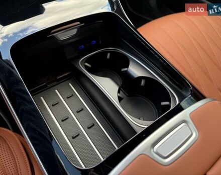 Черный Мерседес С Класс, объемом двигателя 3.98 л и пробегом 1 тыс. км за 399000 $, фото 62 на Automoto.ua