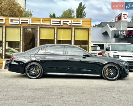 Черный Мерседес С Класс, объемом двигателя 3.98 л и пробегом 1 тыс. км за 330000 $, фото 13 на Automoto.ua