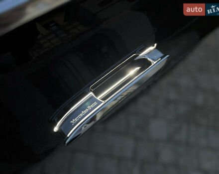 Черный Мерседес С Класс, объемом двигателя 3.98 л и пробегом 7 тыс. км за 229000 $, фото 69 на Automoto.ua