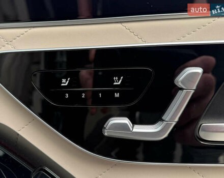 Черный Мерседес С Класс, объемом двигателя 3.98 л и пробегом 46 тыс. км за 178000 $, фото 57 на Automoto.ua