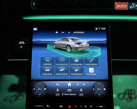 Черный Мерседес С Класс, объемом двигателя 3.98 л и пробегом 7 тыс. км за 229000 $, фото 79 на Automoto.ua