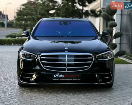 Черный Мерседес С Класс, объемом двигателя 3.98 л и пробегом 7 тыс. км за 229000 $, фото 2 на Automoto.ua