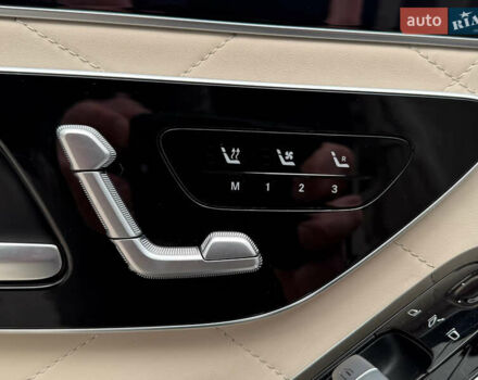 Черный Мерседес С Класс, объемом двигателя 3.98 л и пробегом 46 тыс. км за 172000 $, фото 54 на Automoto.ua