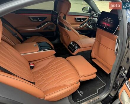 Черный Мерседес С Класс, объемом двигателя 3.98 л и пробегом 1 тыс. км за 399000 $, фото 53 на Automoto.ua