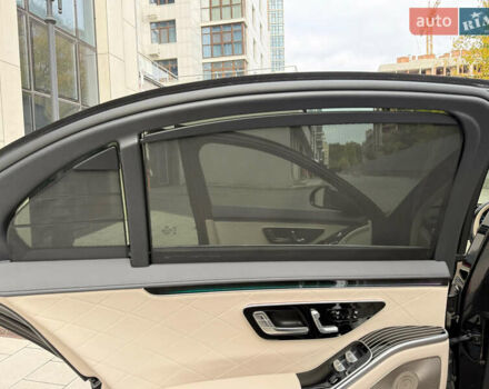 Черный Мерседес С Класс, объемом двигателя 3.98 л и пробегом 46 тыс. км за 178000 $, фото 64 на Automoto.ua